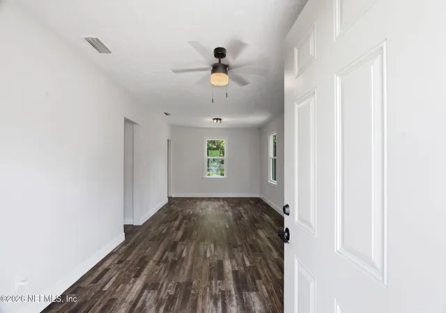 Photo 3 of Sale Pending at 7060 Marvin Ave, Jacksonville, FL 32208 | MLS# 2157212 | Listing updated on 2026-08-03