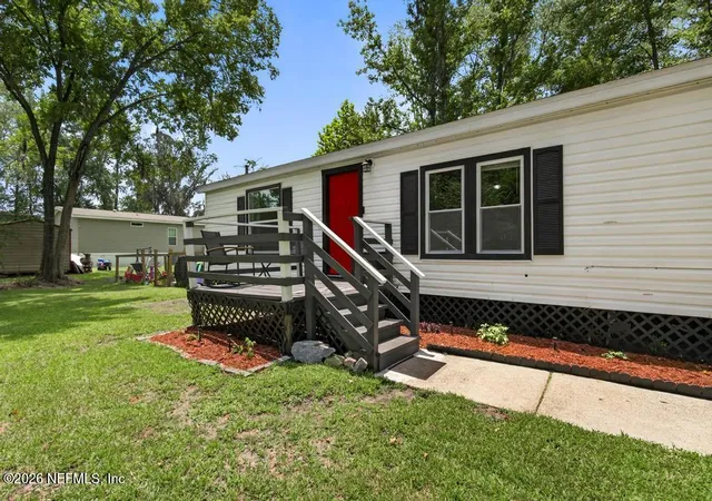 Photo 3 of Manufactured home for sale at 45010 Marvin St, Callahan, FL 32011 | MLS# 2157513 | Listing updated on 2026-08-25