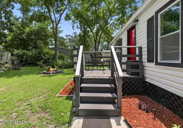 Photo 4 of Manufactured home for sale at 45010 Marvin St, Callahan, FL 32011 | MLS# 2157513 | Listing updated on 2026-08-25