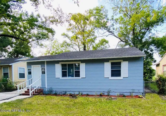 Photo 1 of Single family home for sale at 2325 Westbrook Cir S, Jacksonville, FL 32209 | MLS# 2157418 | Listing updated on 2026-09-07