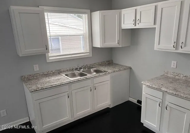 Photo 2 of Single family home for sale at 2325 Westbrook Cir S, Jacksonville, FL 32209 | MLS# 2157418 | Listing updated on 2026-09-07