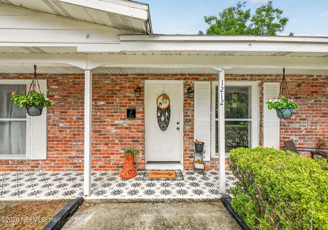 4th image of 1212 Crestfield Rd, Jacksonville, FL 32205 | MLS# 2157919