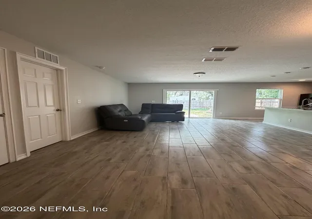 Photo 4 of Single family home for sale at 11126 Pine St, Jacksonville, FL 32218 | MLS# 2157312 | Listing updated on 2026-08-10