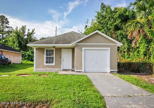 Single family home for sale at 7818 India Ave, Jacksonville, FL 32211 | MLS# 2157326
