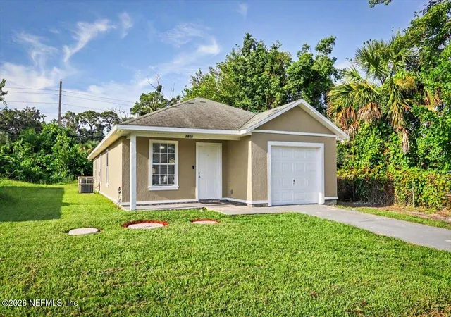 Photo 3 of Single family home for sale at 7818 India Ave, Jacksonville, FL 32211 | MLS# 2157326 | Listing updated on 2026-09-16