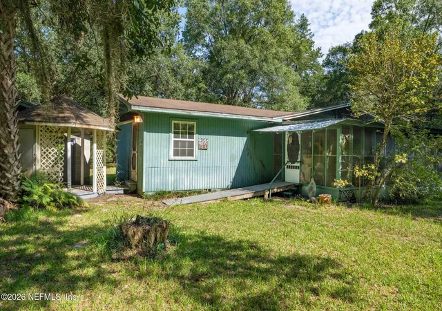 Photo 2 of Single family home for sale at 48565 Crawford Ln, Hilliard, FL 32046 | MLS# 2157332 | Listing updated on 2026-08-18
