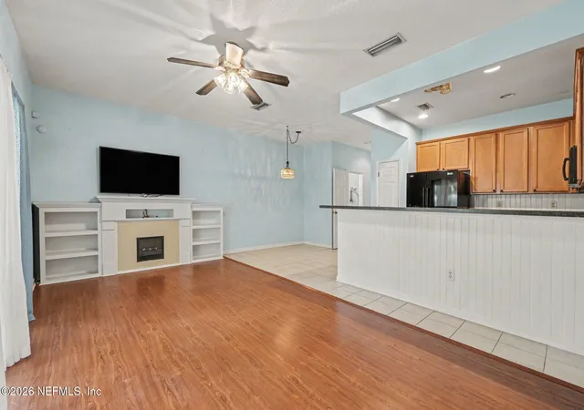 5th image of 722 Crystal Wy, Orange Park, FL 32065 | MLS# 2158100