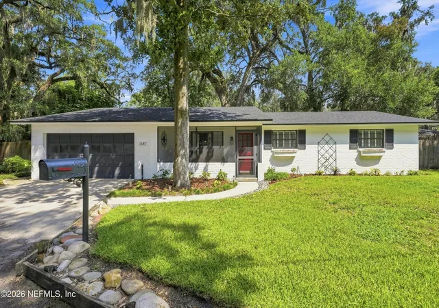 2nd image of 1347 Redbud Ln, Jacksonville, FL 32207 | MLS# 2160537