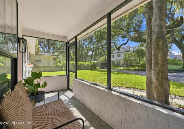 5th image of 1347 Redbud Ln, Jacksonville, FL 32207 | MLS# 2160537