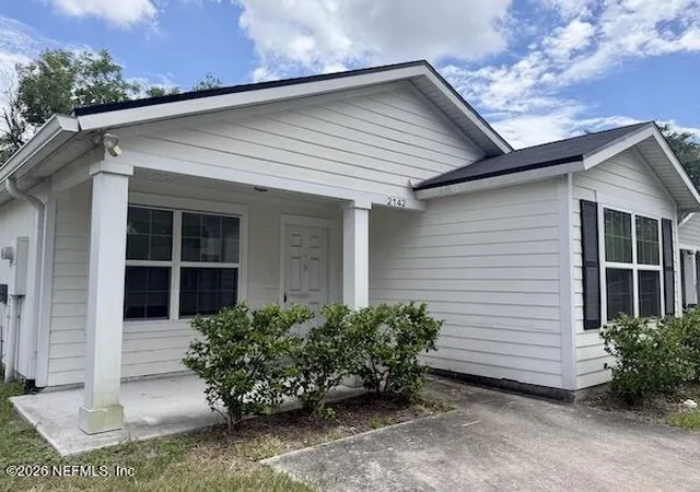 Photo 3 of Sale Pending at 2142 Mc Quade St, Jacksonville, FL 32209 | MLS# 2157555 | Listing updated on 2026-08-18