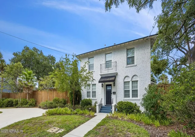 Photo 2 of Single family home for sale at 1676 River Rd, Jacksonville, FL 32207 | MLS# 2159595 | Listing updated on 2026-08-15