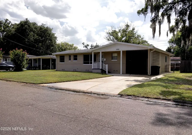 3rd image of 5020 Garette Dr E, Jacksonville, FL 32210 | MLS# 2157597