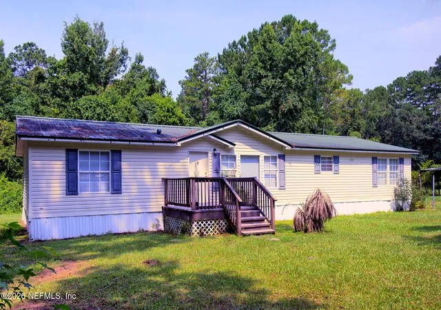 Photo 2 of Manufactured home for sale at 134 Bardin Ests Cir, Palatka, FL 32177 | MLS# 2157487 | Listing updated on 2026-08-23