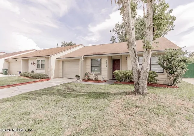 Photo 3 of Townhouse for sale at 3364 Glenn Mottin Way S, Jacksonville, FL 32223 | MLS# 2158694 | Listing updated on 2026-08-20