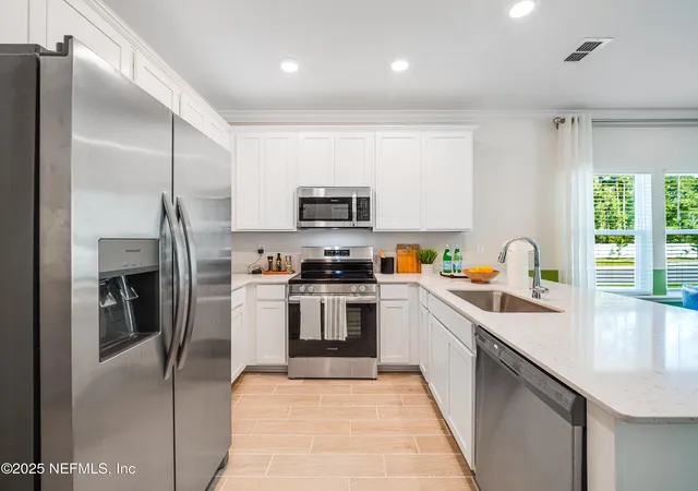 Photo 2 of Townhouse for sale at 112 Hubbard Bnd, Saint Augustine, FL 32092 | MLS# 2157505 | Listing updated on 2026-10-26