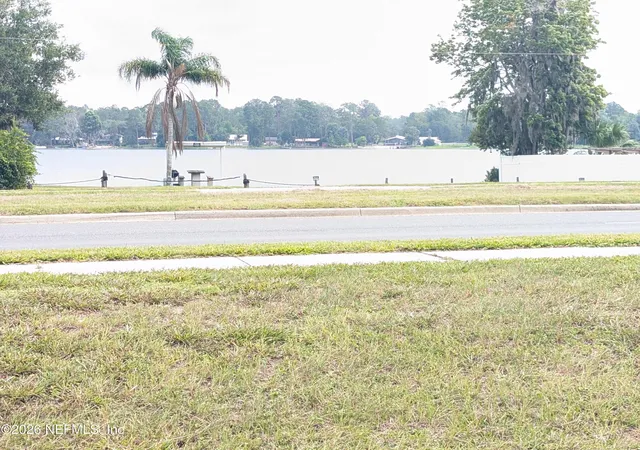 Photo 2 of Manufactured home for sale at 1081 Old Gainesville Hwy, Interlachen, FL 32148 | MLS# 2157567 | Listing updated on 2026-07-29