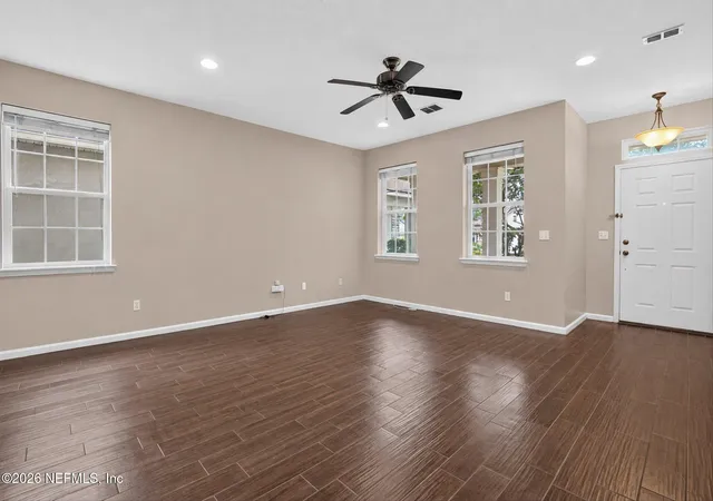 Photo 4 of Sale Pending at 12205 Lavenhorn Rd, Jacksonville, FL 32258 | MLS# 2157675 | Listing updated on 2026-10-09