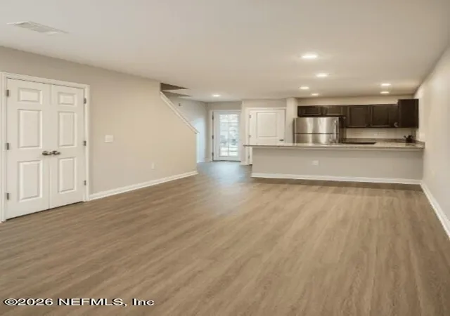 Listing Photo 4 - Condo for sale in building located at 1251 Orton St, Jacksonville, FL 32205