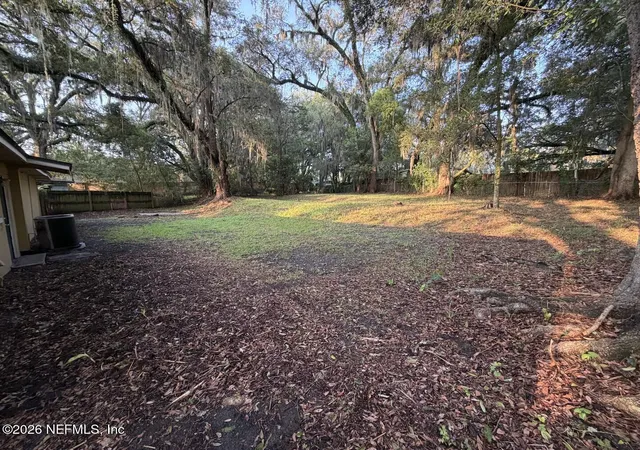 Photo 3 of Single family home for sale at 6880 Tinkerbell Ln, Jacksonville, FL 32210 | MLS# 2158163 | Listing updated on 2026-09-15