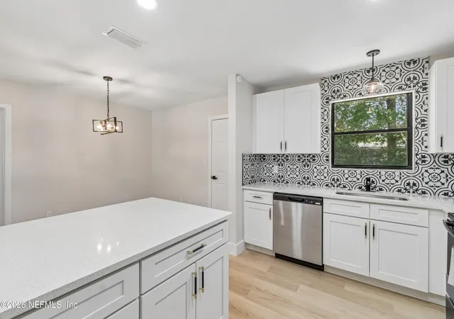 Photo 3 of Single family home for sale at 2926 Searchwood Dr, Jacksonville, FL 32277 | MLS# 2157815 | Listing updated on 2026-09-01