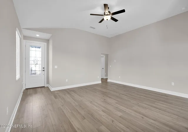 3rd image of 7696 Recon Dr, Jacksonville, FL 32244 | MLS# 2157819