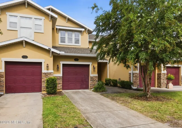 Photo 3 of Townhouse for sale at 2346 Red Moon Dr, Jacksonville, FL 32216 | MLS# 2157849 | Listing updated on 2026-09-17