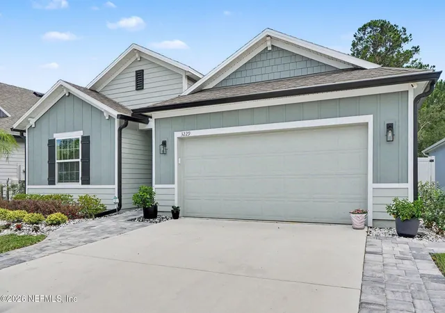 Photo 2 of Sale Pending at 3229 Crocus Ln, Green Cove Springs, FL 32043 | MLS# 2157960 | Listing updated on 2026-09-09