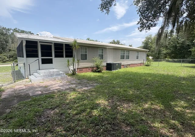 Photo 3 of Manufactured home for sale at 245 Folklore Dr, Satsuma, FL 32189 | MLS# 2157858 | Listing updated on 2026-10-20