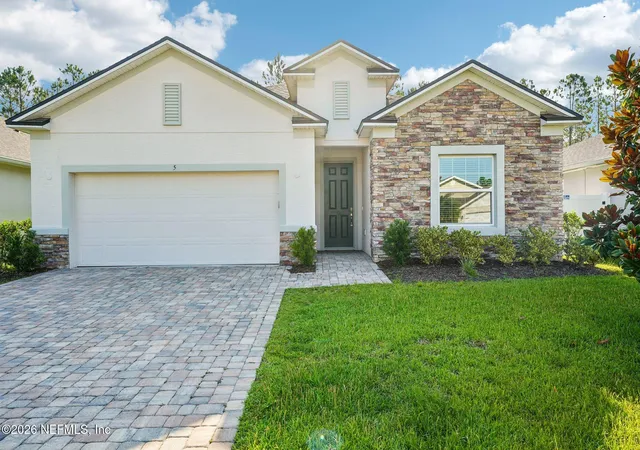 Photo 1 of Single family home for sale at 5 Rivertown Rd, Palm Coast, FL 32137 | MLS# 2157892 | Listing updated on 2026-09-13