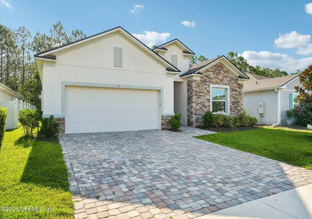 Photo 3 of Single family home for sale at 5 Rivertown Rd, Palm Coast, FL 32137 | MLS# 2157892 | Listing updated on 2026-09-13