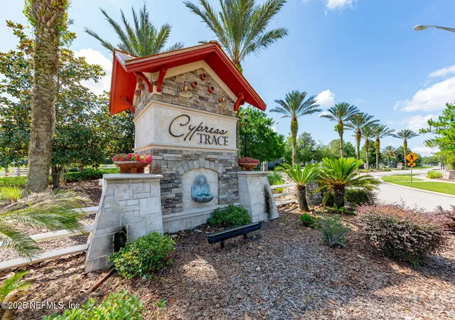 Photo 4 of Sale Pending at 808 Black Cherry Dr S, Saint Johns, FL 32259 | MLS# 2157924 | Listing updated on 2026-09-08