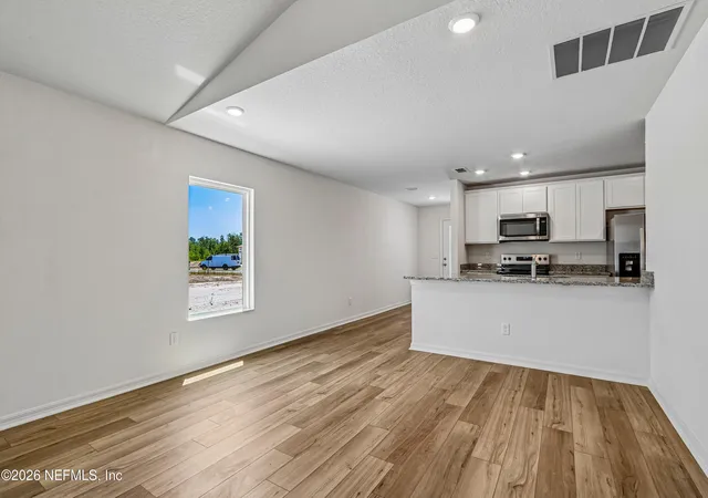 5th image of 7692 Recon Dr, Jacksonville, FL 32244 | MLS# 2157992