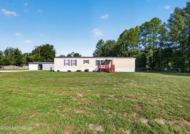 Photo 1 of Manufactured home for sale at 5380 Laurie Ln, Middleburg, FL 32068 | MLS# 2158050 | Listing updated on 2026-09-07