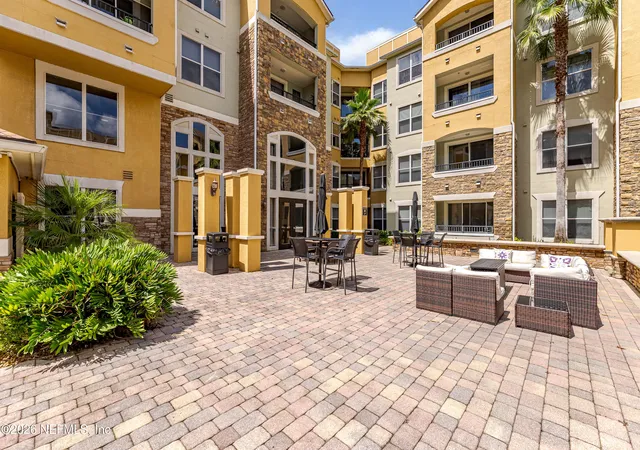 Photo 3 of Condo for sale at 8539 Gate Pkwy #1537, Jacksonville, FL 32216 | MLS# 2158053 | Listing updated on 2026-09-01
