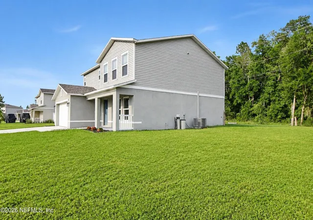 Photo 4 of Single family home for sale at 205 River Hl Dr, Welaka, FL 32193 | MLS# 2158403 | Listing updated on 2026-08-03