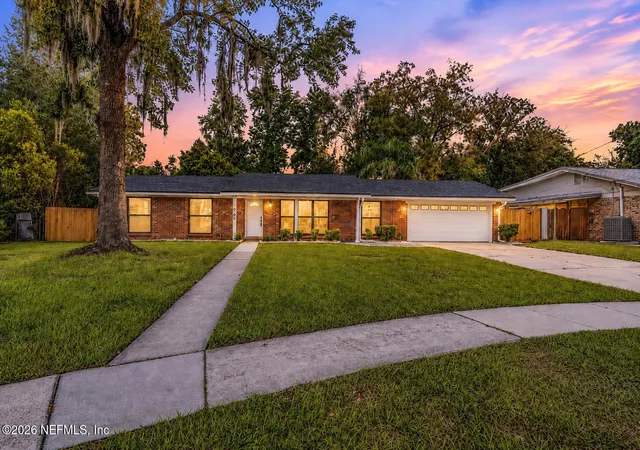 Photo 2 of Single family home for sale at 1720 Bay Cir W, Orange Park, FL 32073 | MLS# 2158126 | Listing updated on 2026-09-14