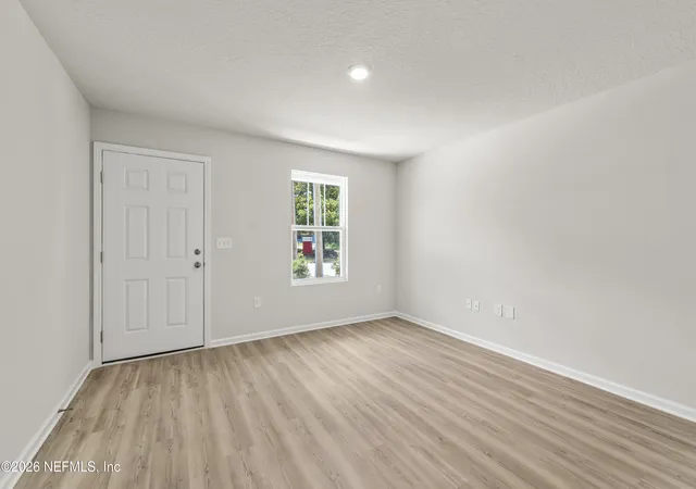 2nd image of 147 43rd St E, Jacksonville, FL 32208 | MLS# 2158152