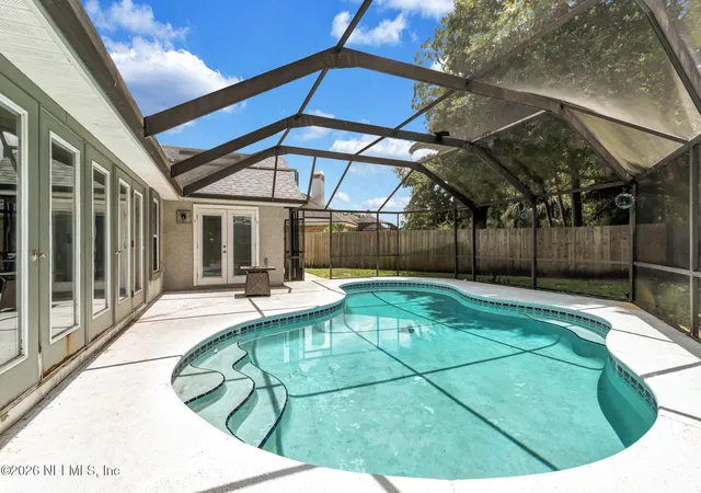 4th image of 2502 Winged Elm Dr E, Jacksonville, FL 32246 | MLS# 2158162