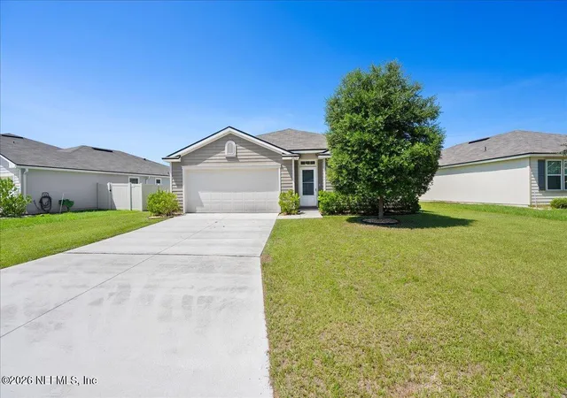 Photo 3 of Sale Pending at 3473 Lawton Pl, Green Cove Springs, FL 32043 | MLS# 2158209 | Listing updated on 2026-09-25