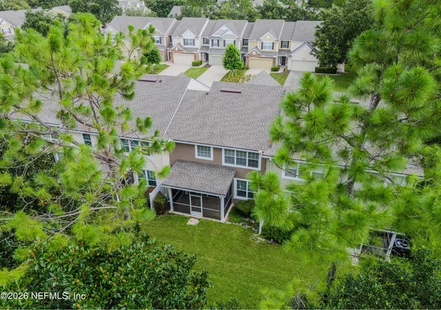 Photo 3 of Townhouse for sale at 6486 Yellow Leaf Ct, Jacksonville, FL 32258 | MLS# 2158219 | Listing updated on 2026-08-02