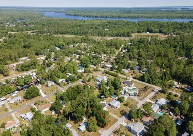 Photo 4 of Land for sale at 109 Shoreline Ave, Satsuma, FL 32189 | MLS# 2158238 | Listing updated on 2026-08-02