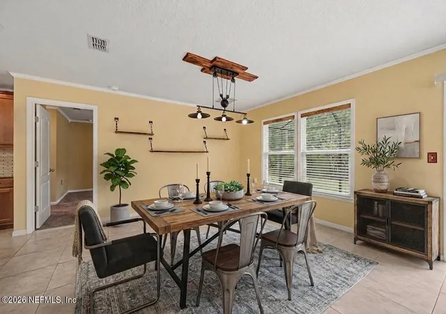 Photo 4 of Single family home for sale at 137 Lakeside Ct, Bunnell, FL 32110 | MLS# 2158603 | Listing updated on 2026-10-26