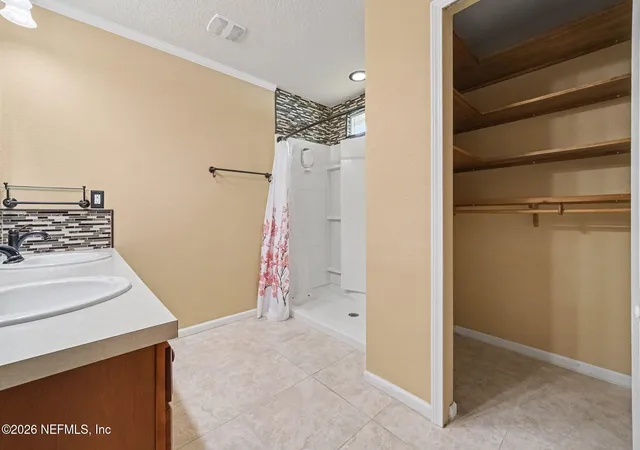 Photo 3 of Single family home for sale at 137 Lakeside Ct, Bunnell, FL 32110 | MLS# 2158603 | Listing updated on 2026-08-24