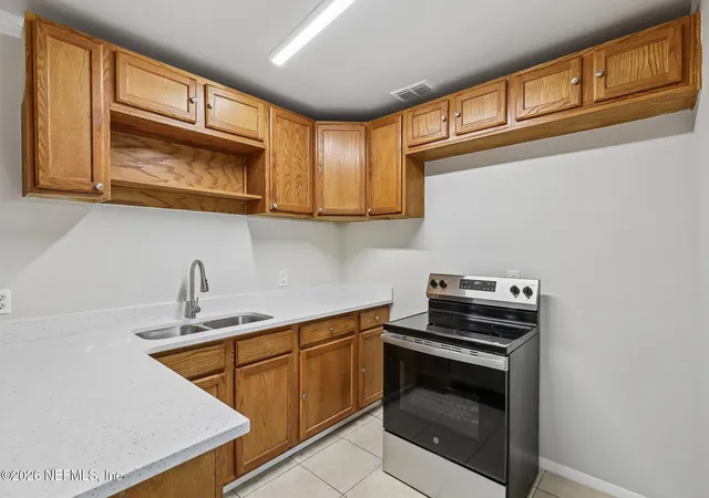 5th image of 8370 Brackridge Blvd S, Jacksonville, FL 32216 | MLS# 2158770