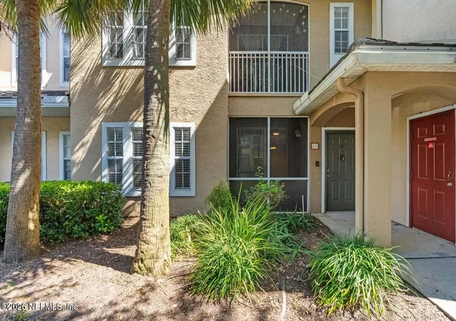 3rd image of 10075 Gate Pkwy #103, Jacksonville, FL 32246 | MLS# 2158325