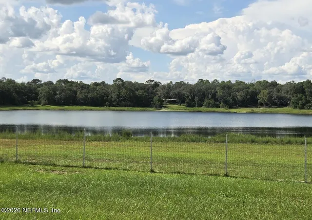 Photo 24 of Manufactured home for sale at 124 Junior Lake Trl, Interlachen, FL 32148 | MLS# 2158284 | Listing updated on 2026-09-02