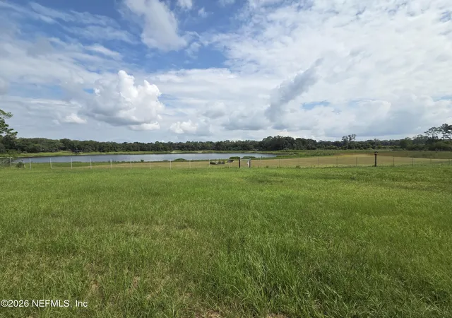 Photo 3 of Manufactured home for sale at 124 Junior Lake Trl, Interlachen, FL 32148 | MLS# 2158284 | Listing updated on 2026-09-21