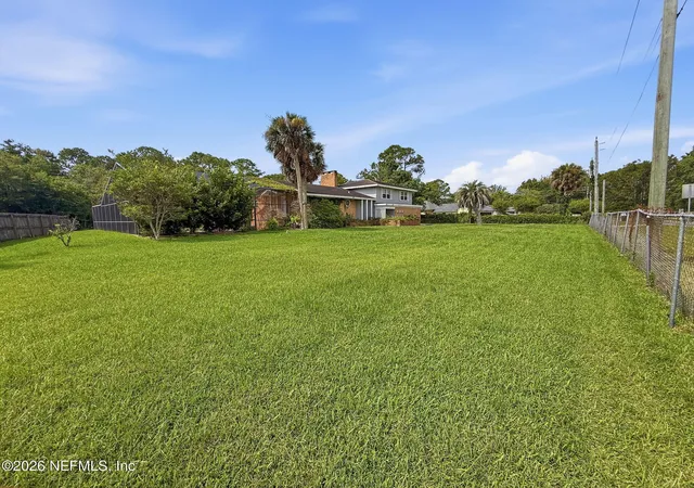 Photo 2 of Single family home for sale at 477 Del Monte Dr, Saint Augustine, FL 32084 | MLS# 2158547 | Listing updated on 2026-09-01