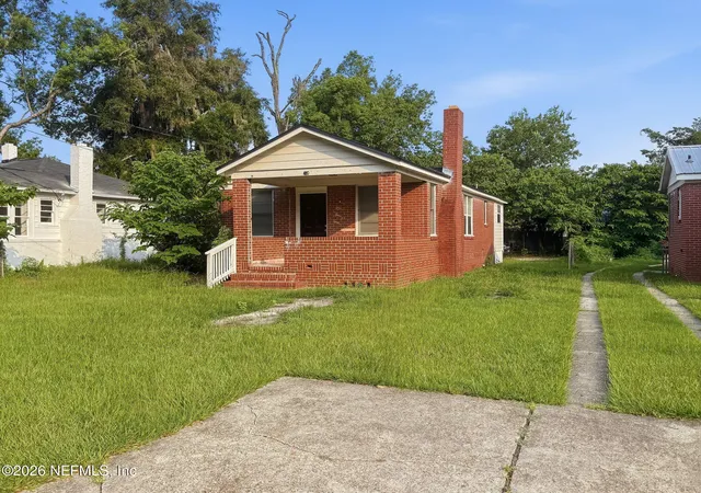 Photo 3 of Single family home for sale at 8030 Hawthorne St, Jacksonville, FL 32208 | MLS# 2158526 | Listing updated on 2026-09-01