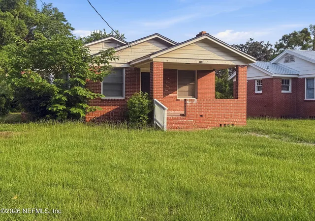 Photo 3 of Single family home for sale at 8030 Hawthorne St, Jacksonville, FL 32208 | MLS# 2158526 | Listing updated on 2026-09-01